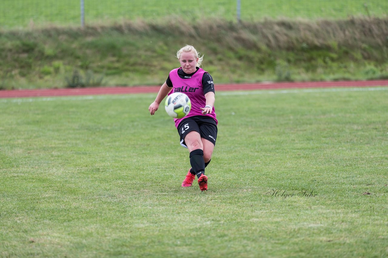 Bild 197 - Frauen Grossenasper SV - SV Steinhorst/Labenz : Ergebnis: 1:3